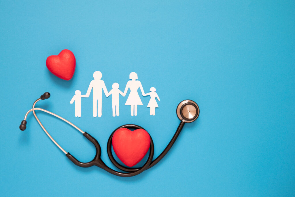 El seguro de gastos médicos mayores funciona para protegerte a ti y tu familia