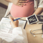 ¿Qué es el seguro de embarazo y qué cubre?